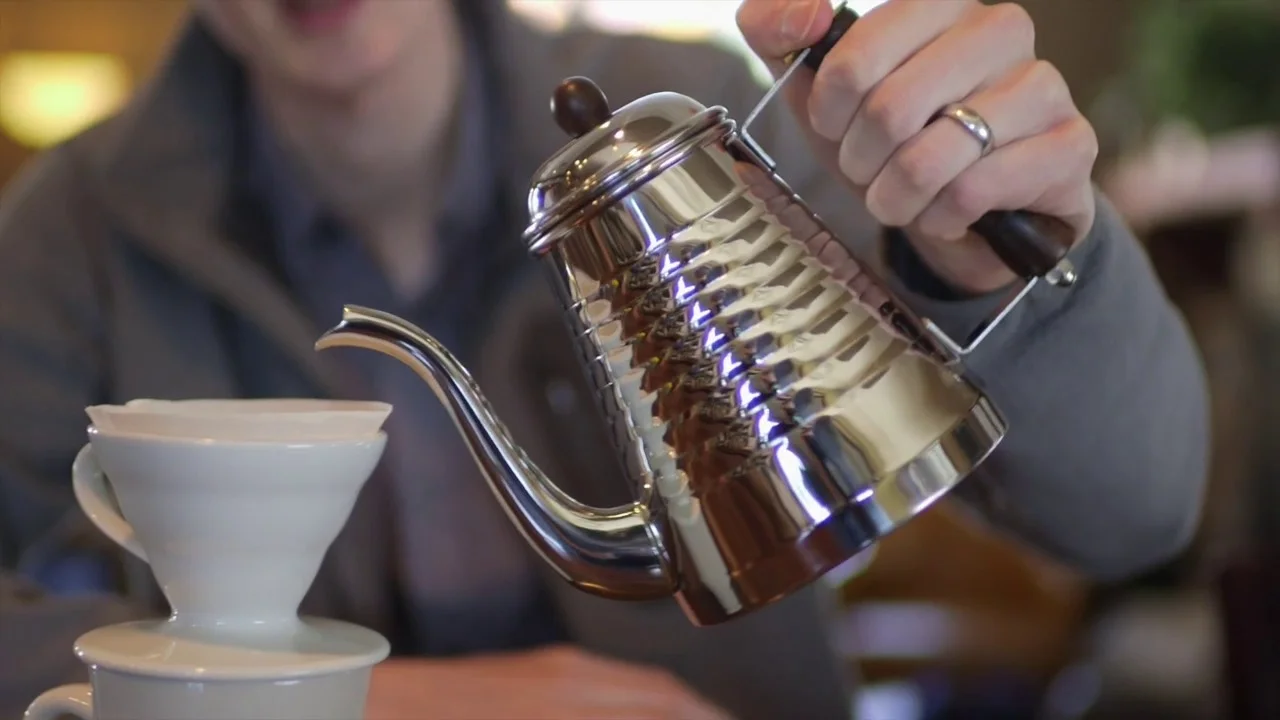 Kalita Wave Pour Over Dripper Lebih Diminati Bartender Pemula