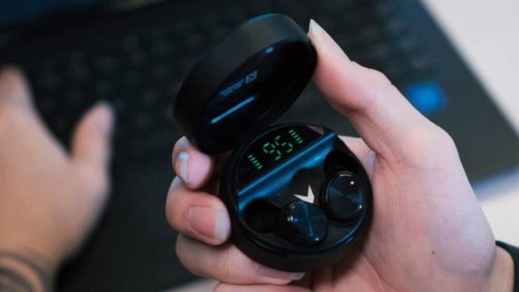 Tips Ampuh Pemakaian Earbud Biar Baterainya Ga Cepat Lowbat