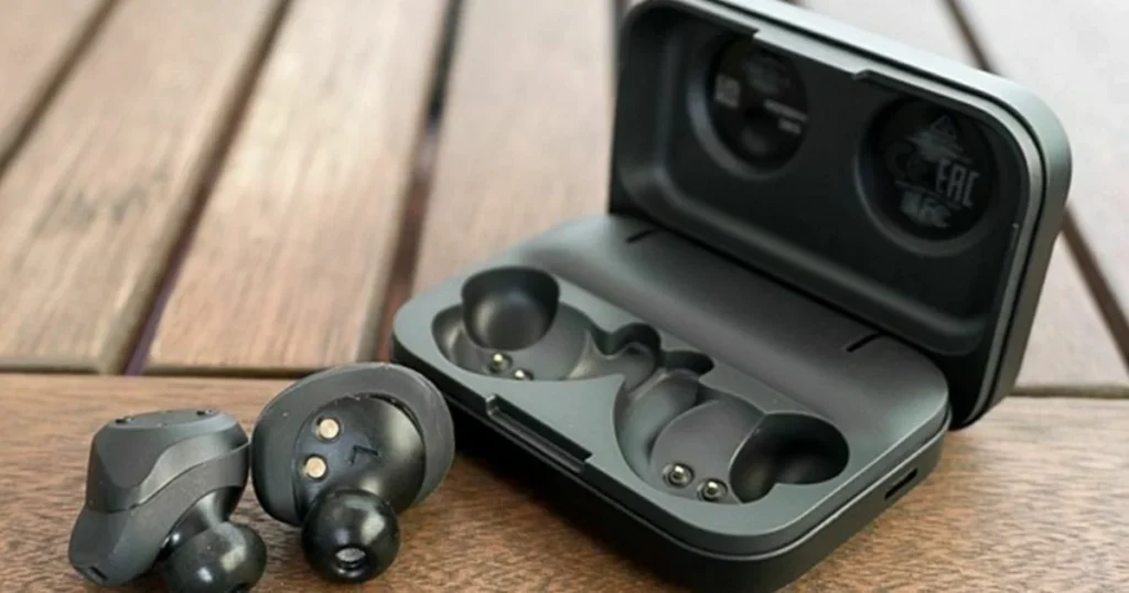 Tips Ampuh Pemakaian Earbud Biar Baterainya Ga Cepat Lowbat