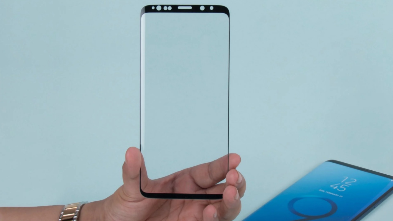 Viral! Tempered Glass Anti Spy Bikin Layar HP Tidak Bisa Intip, Benarkah Ampuh?